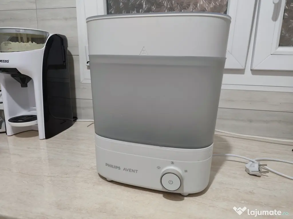 Vand sterilizator biberoane Philips cu functie de uscare