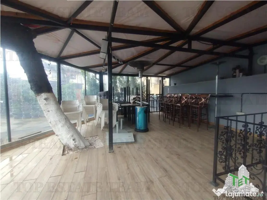 Ocazie! Spatiu comercial generos 93 mp cu foisor 50 mp zona 