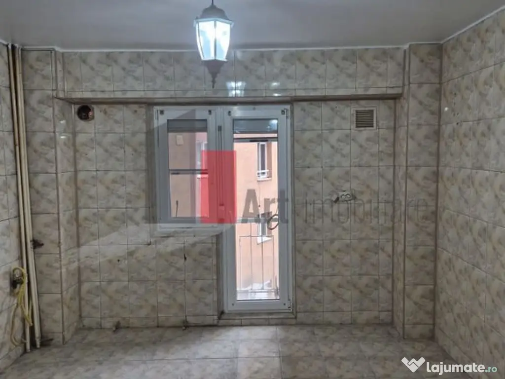 Vanzare apartament 4 camere Lujerului