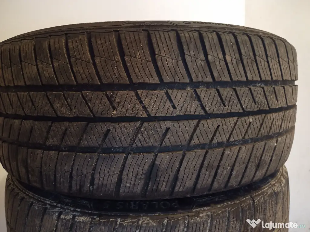 225/40/R19 W XL 4 buc. anvelope iarna 