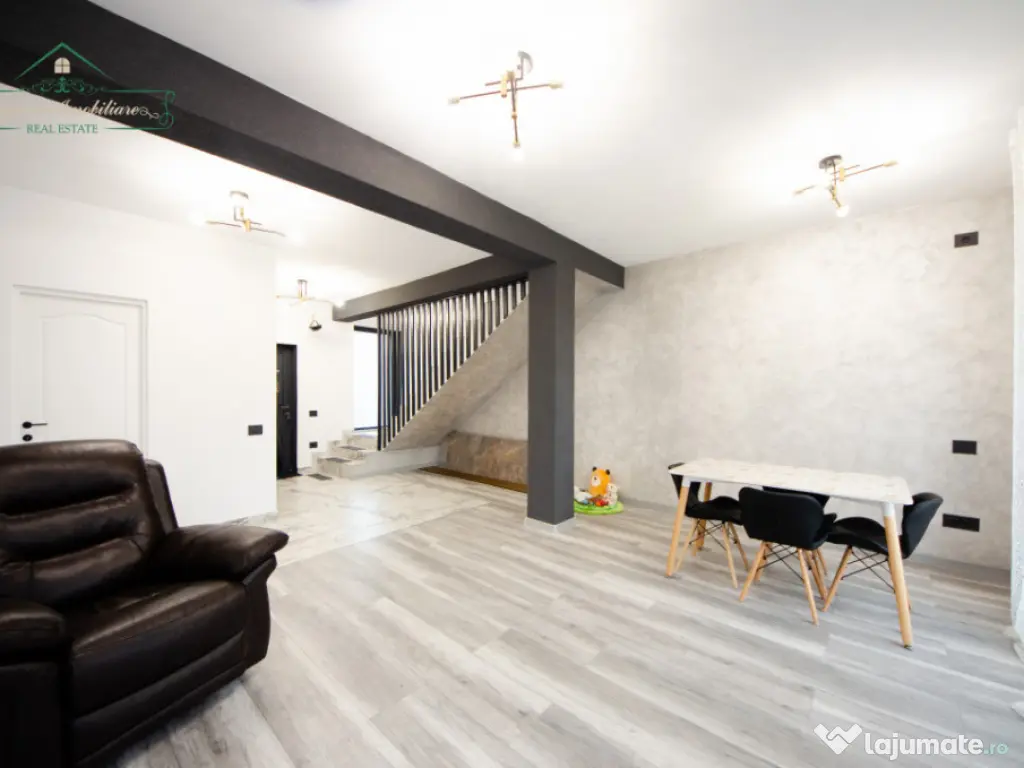 Vilă modernă cu 4 camere P+1, zona Via carmina, Arad 