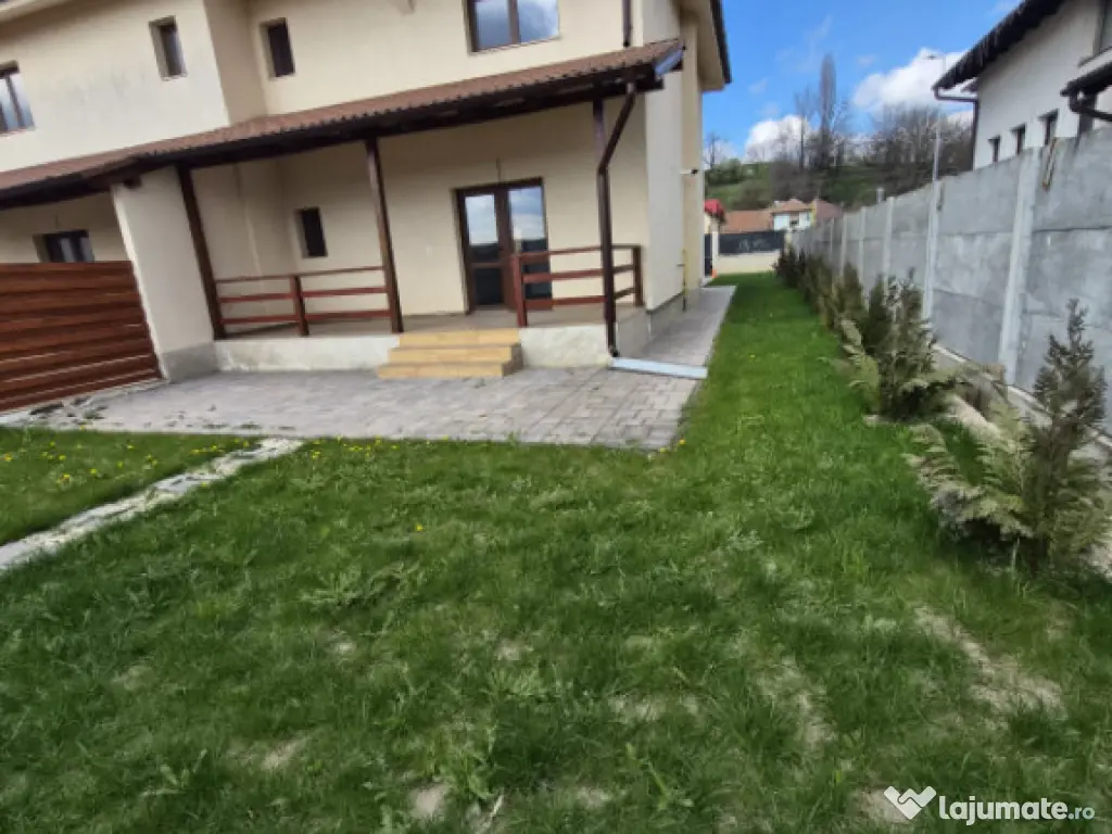 Casa / vila 4 camere in apropiere de Cetatea Alba Carolina 