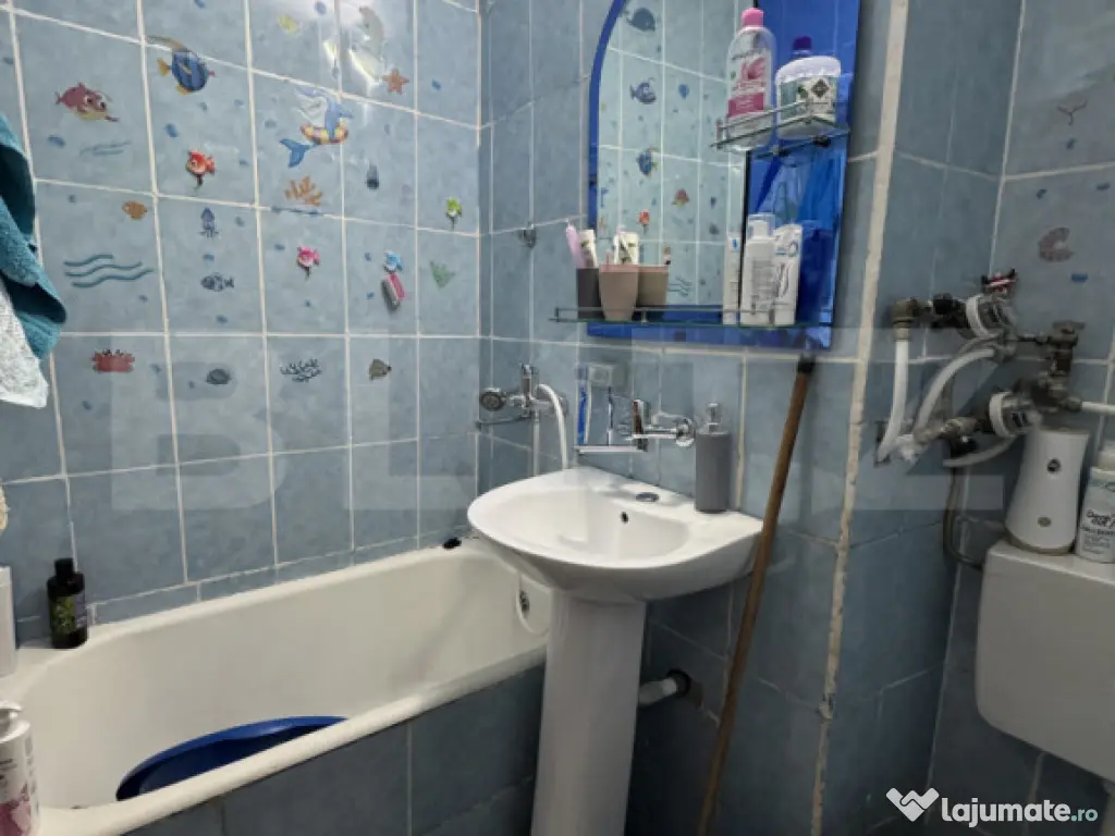 Apartament 2 camere 33mp , Zona Valea Roșie 