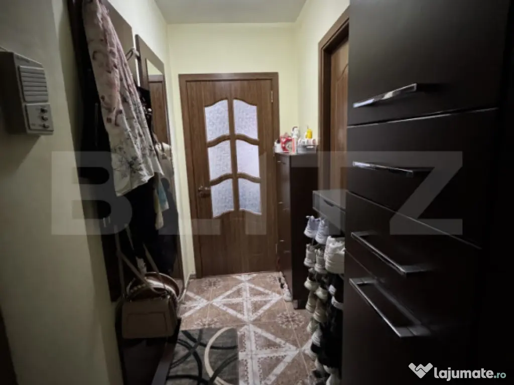 Apartament 2 camere 33mp , Zona Valea Roșie 