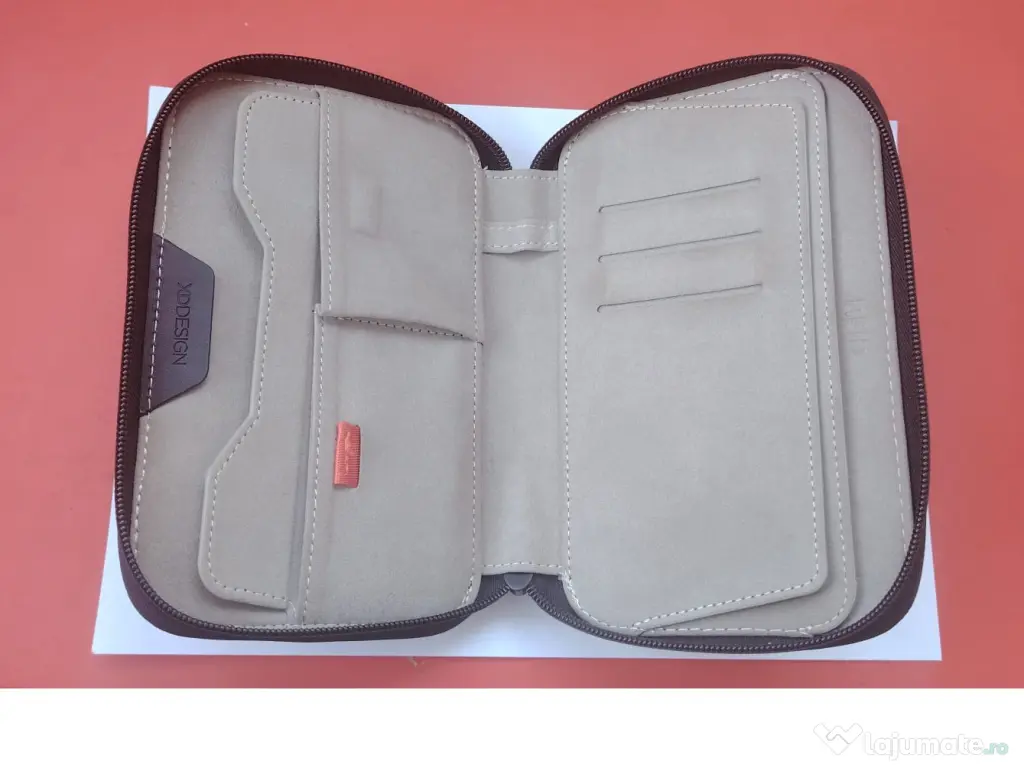De vanzare 2 portofele 