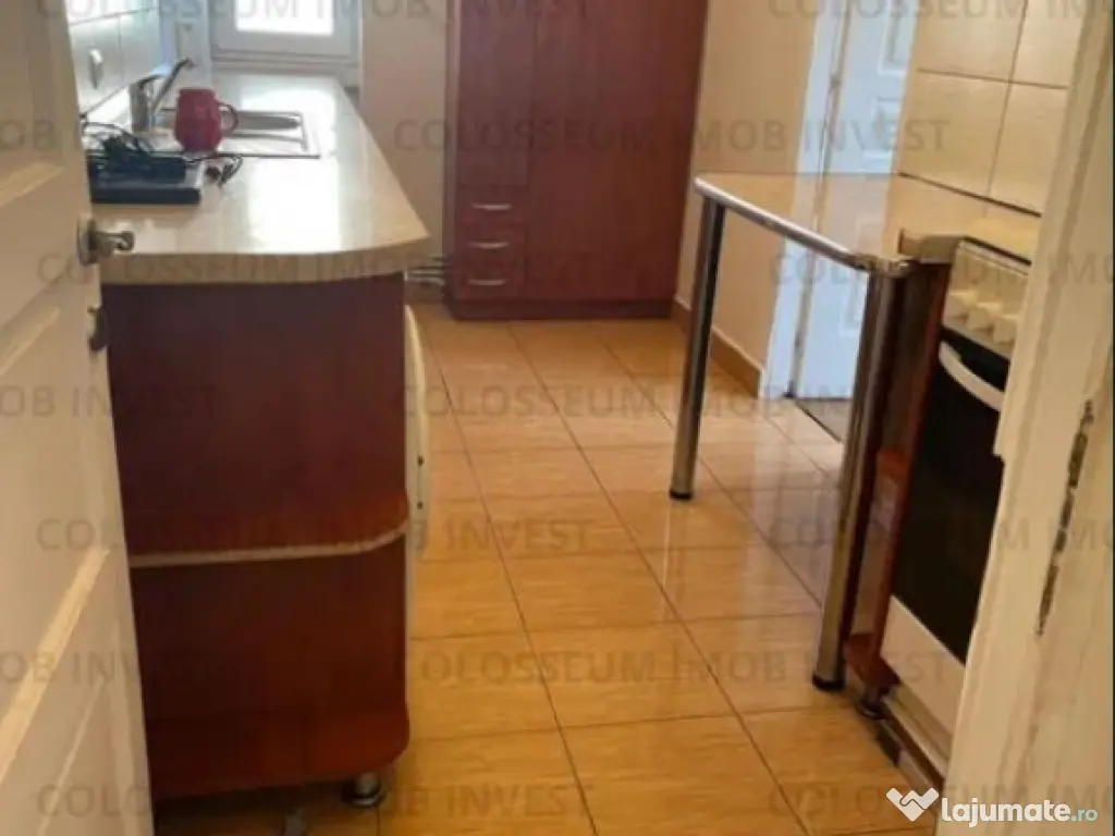 Apartament 2 camere, decomandat - zona Centrul Civic 