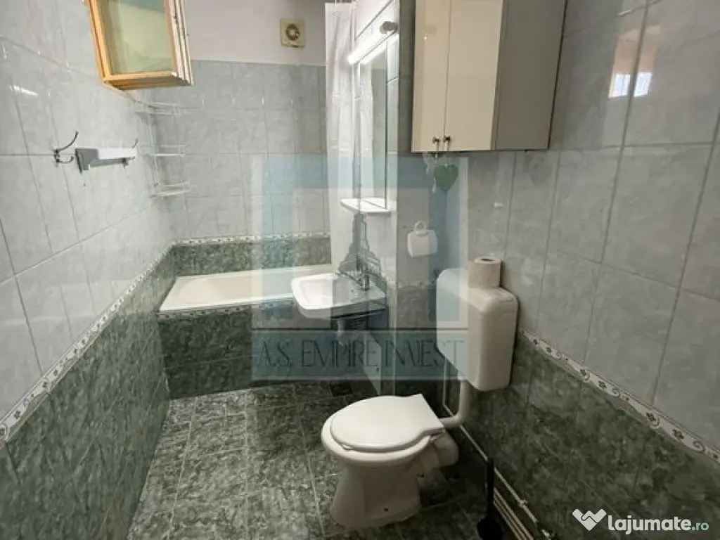 Apartament 2 camere ,50 mp - zona Centrul Civic 