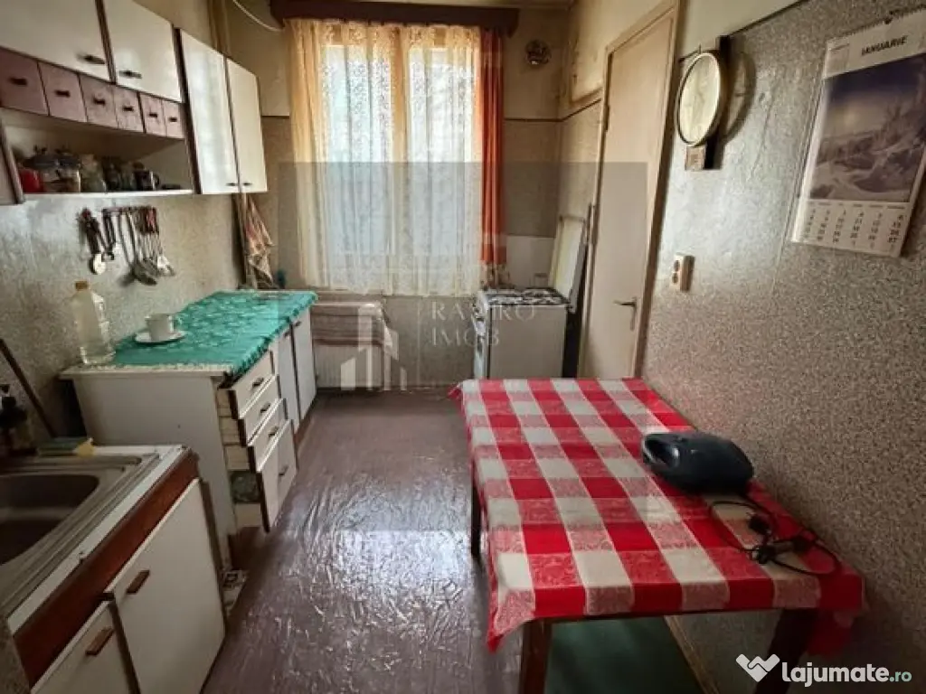 Apartament 3 camere decomandat Emil Racovita / Alexandru ... 