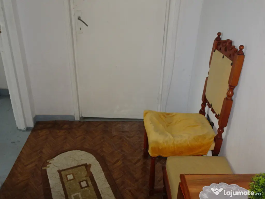 Vand apartament cu 2 camere in Deva, zona ultracentrala (Piata), 56 mp 