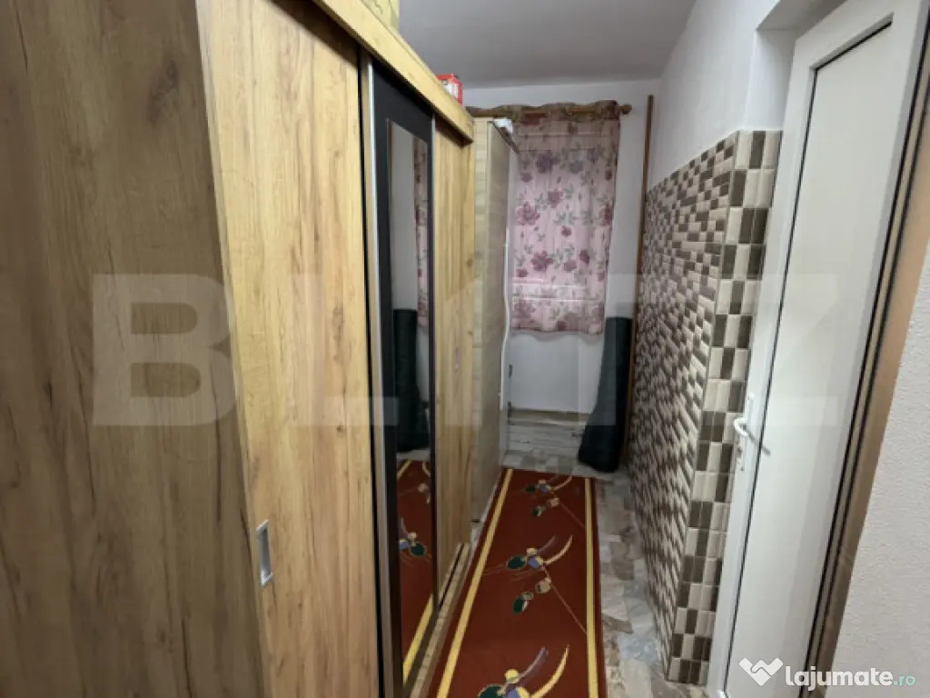 Casă cu 2 camere și o bucătărie de vară în suprafață 