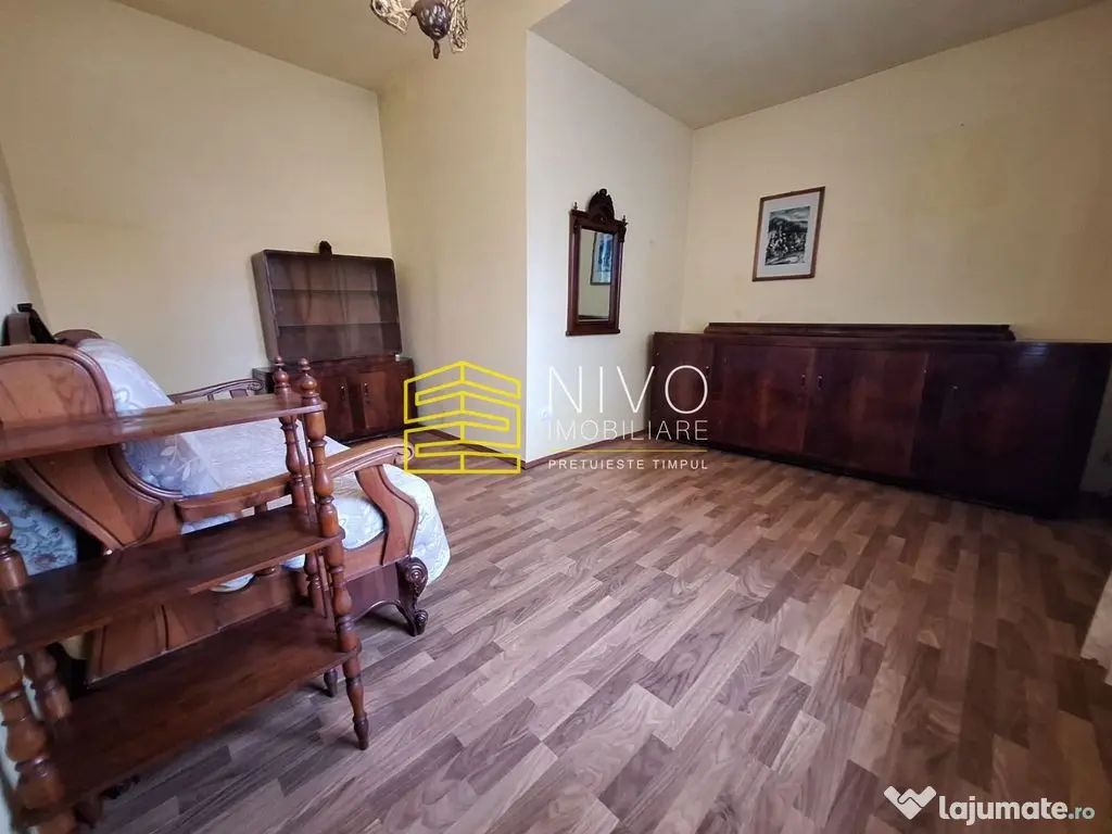 Casă singur în curte – Ungheni – Zona Gării 