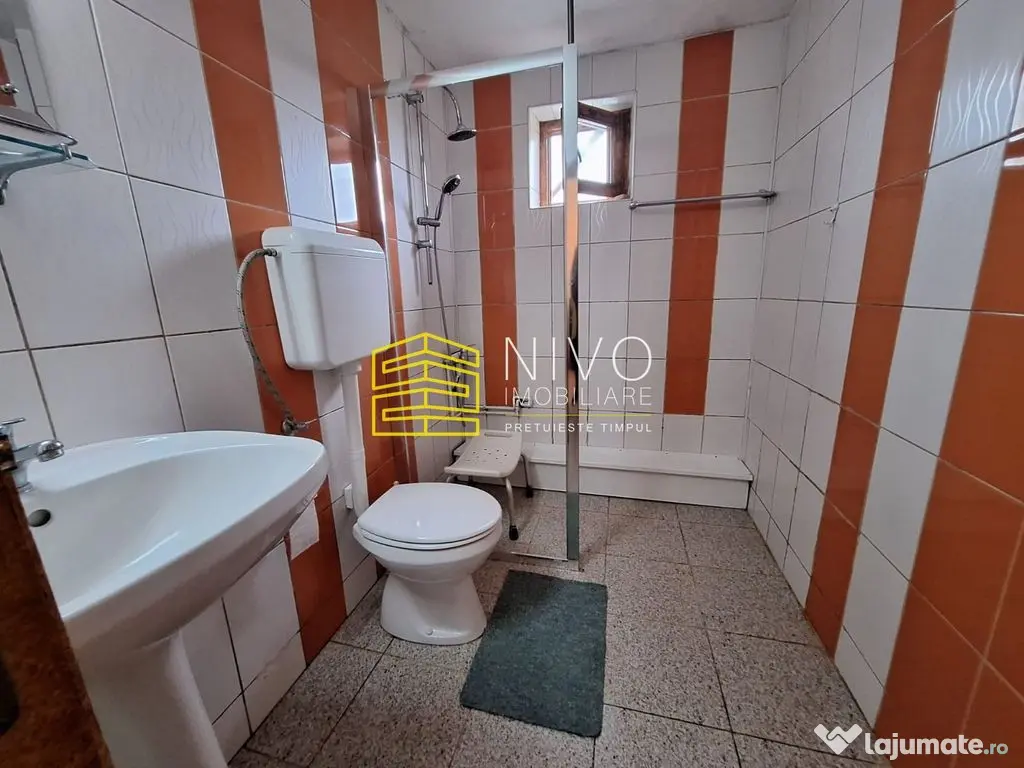 Casă singur în curte – Ungheni – Zona Gării 