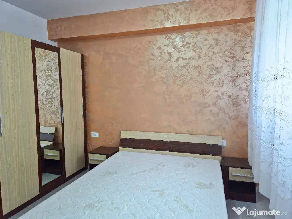 DE INCHIRIAT - 2 CAMERE, PARTER, LOC DE PARCARE INCLUS 