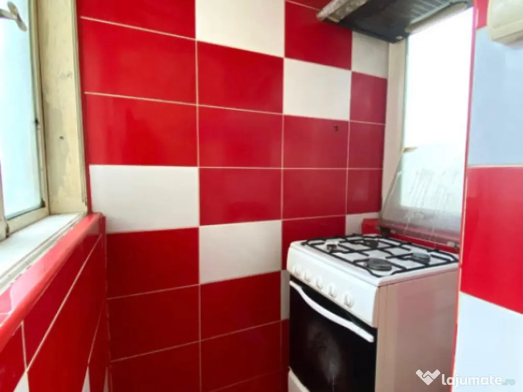 Apartament 2 camere decomantat , 50mp, Bld Carol, zona GARII 