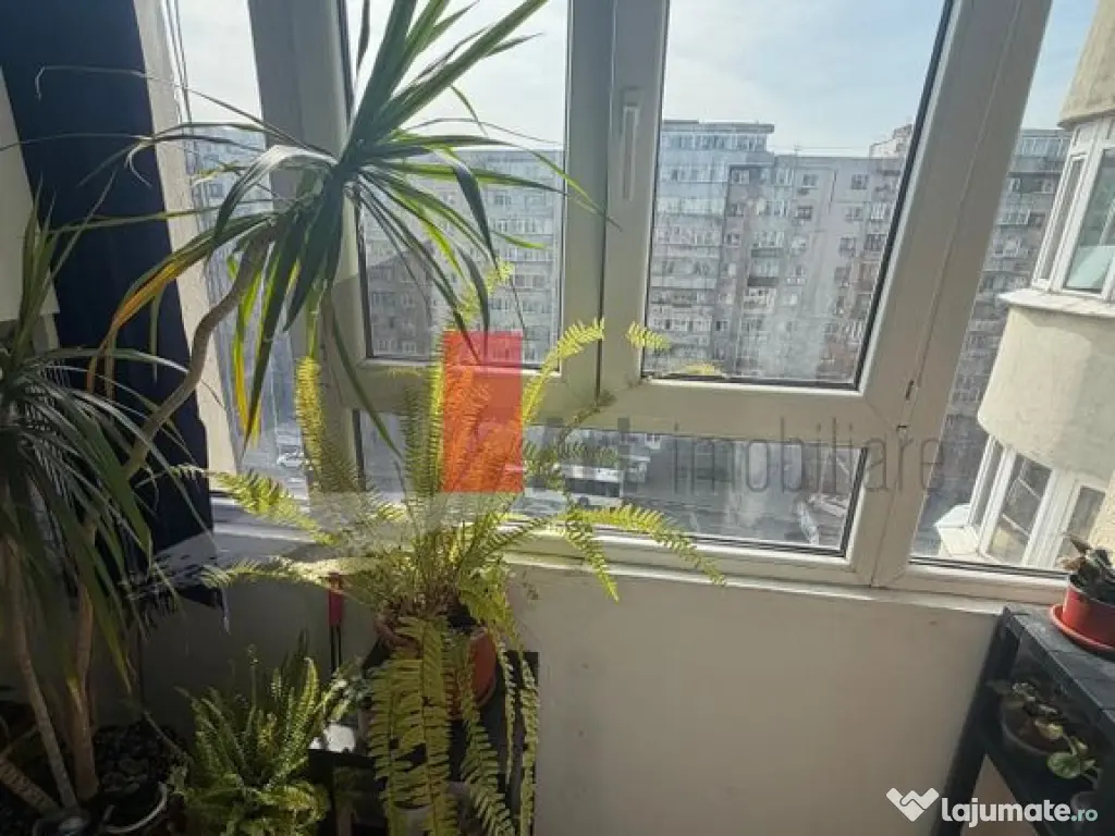 Apartament cu 3 camere de vanzare-Crangasi-loc de parcare 