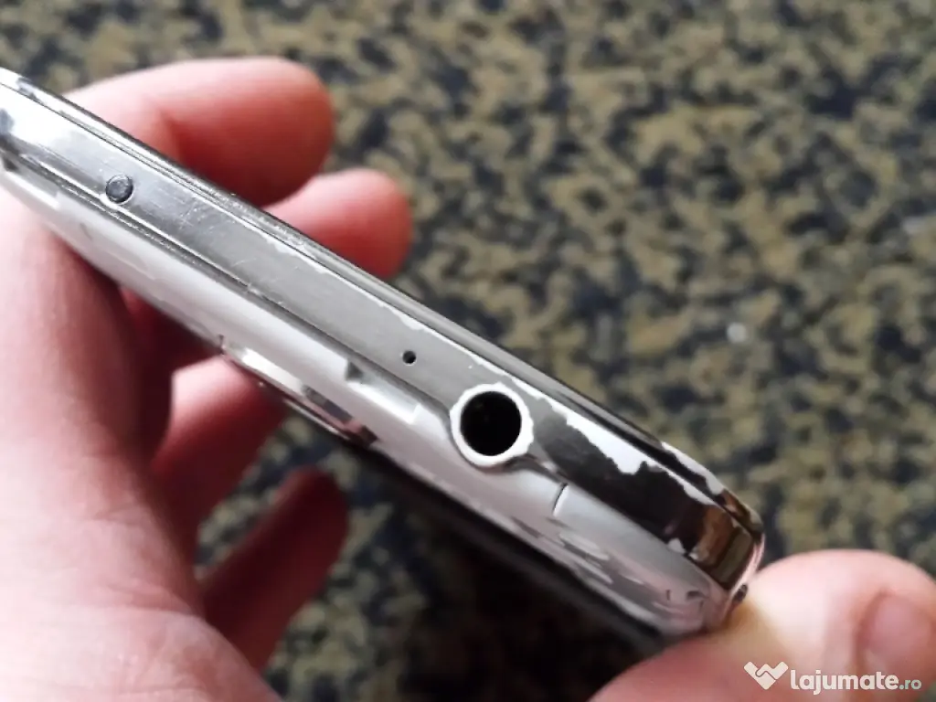 Samsung Galaxy S4 GT-I9505 original cu display spart.