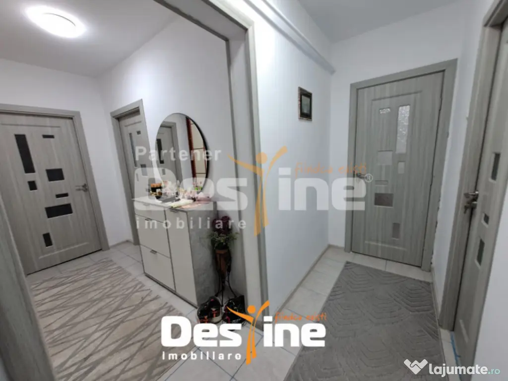 MIRCEA CEL BATRAN, Apartament 2 camere, decomandat, 109.900