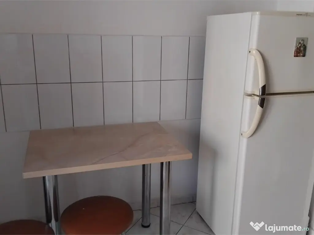 Decebal muncii etaj 3 