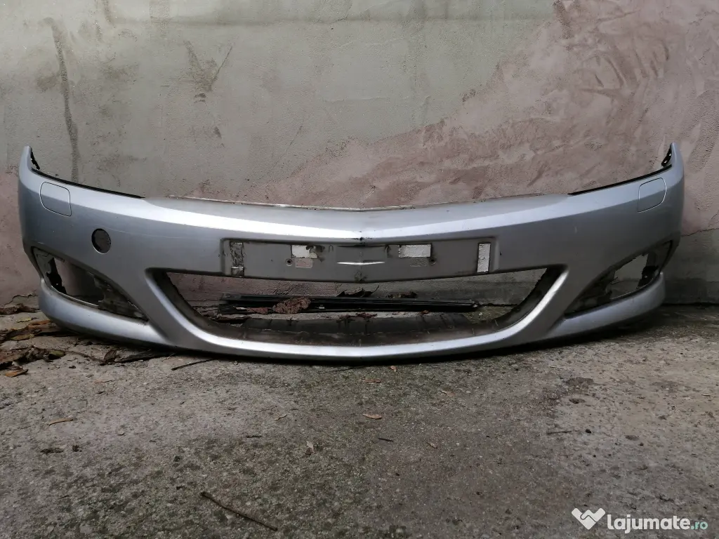 bara Opel Astra H GTC 