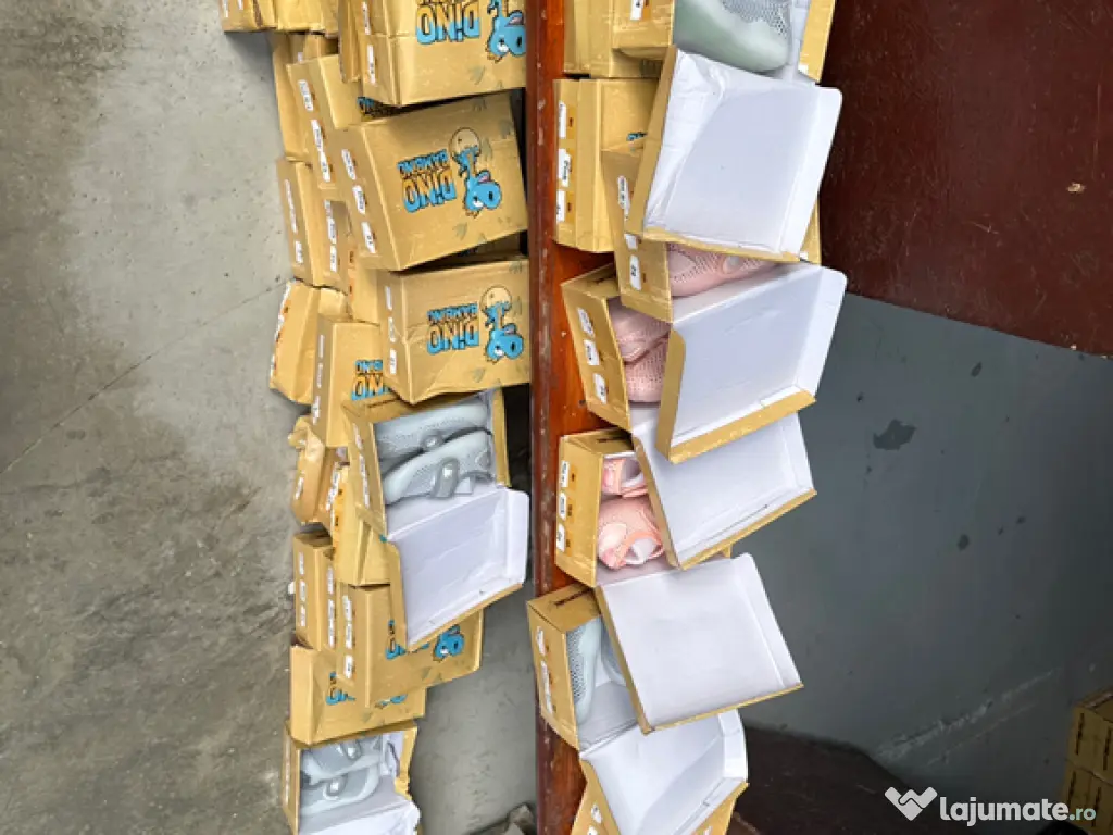 Incaltaminte fetite/baietei 