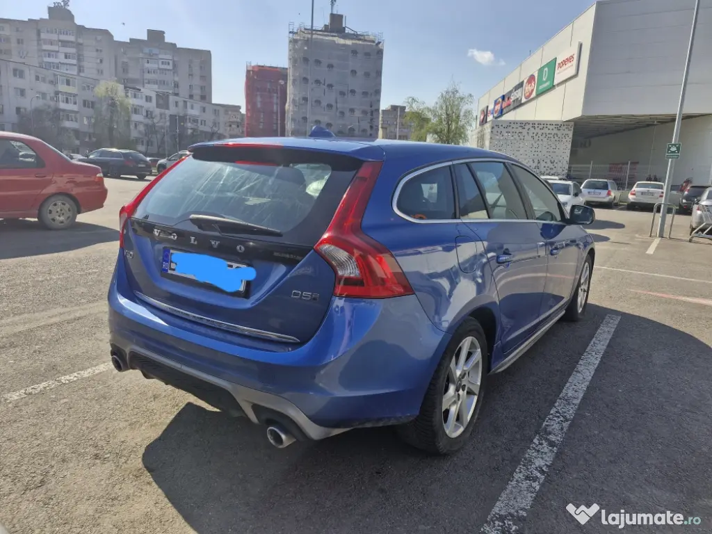 Volvo V60 Twin Engine Plug-in Hybrid | 2016 | Full | Automat | Întreținut 