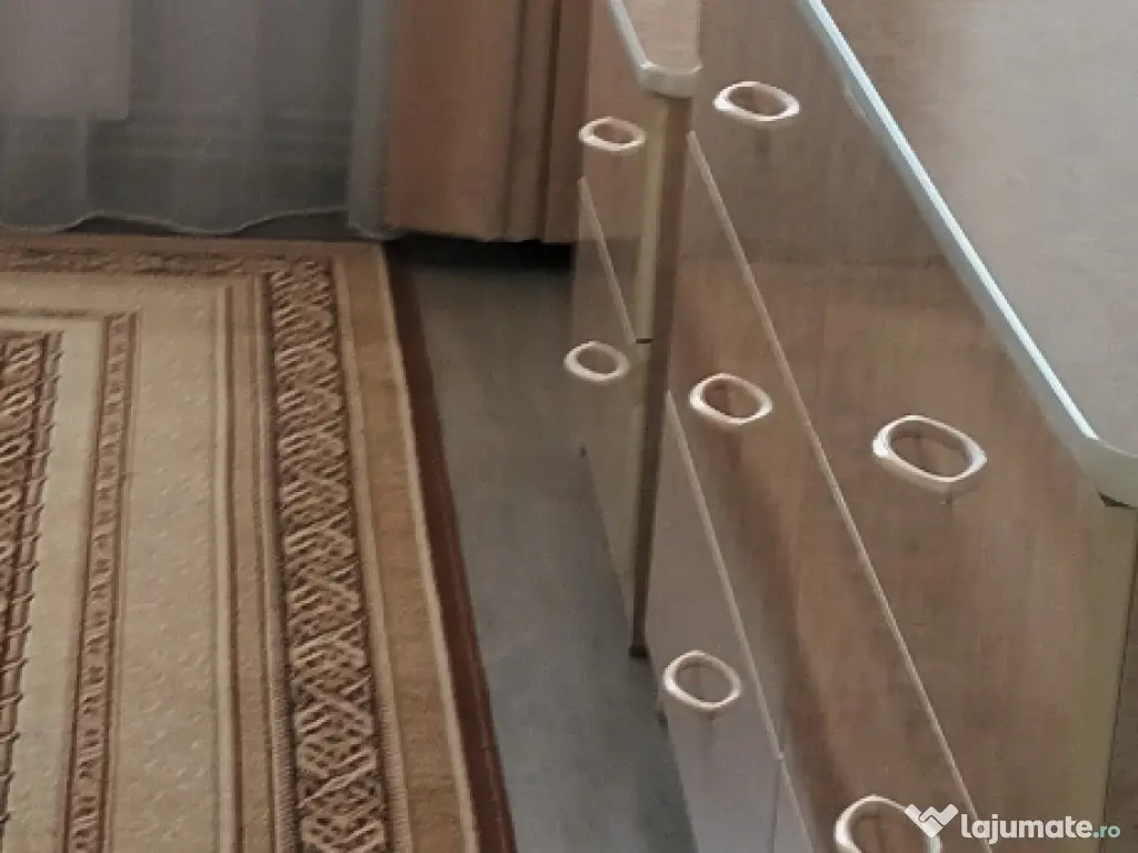 Inchiriez apartament 2 camere 