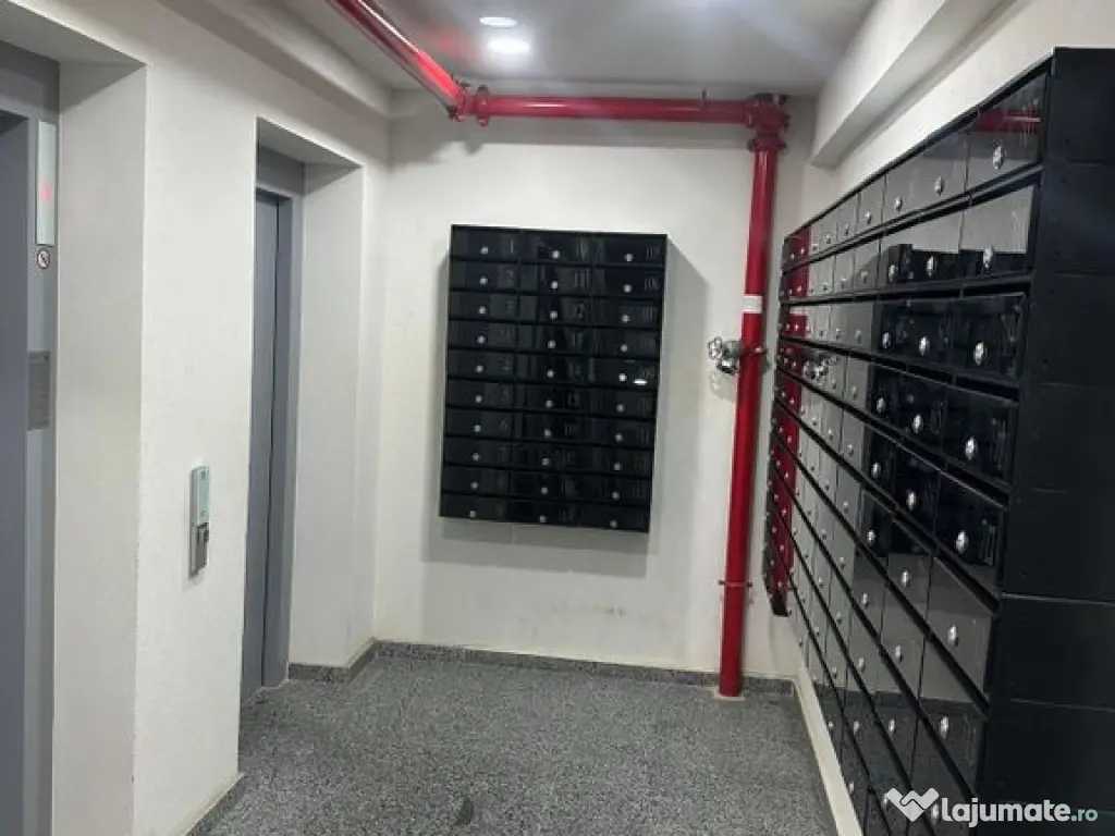 Garsoniera de inchiriat la 7 minute de metrou Berceni