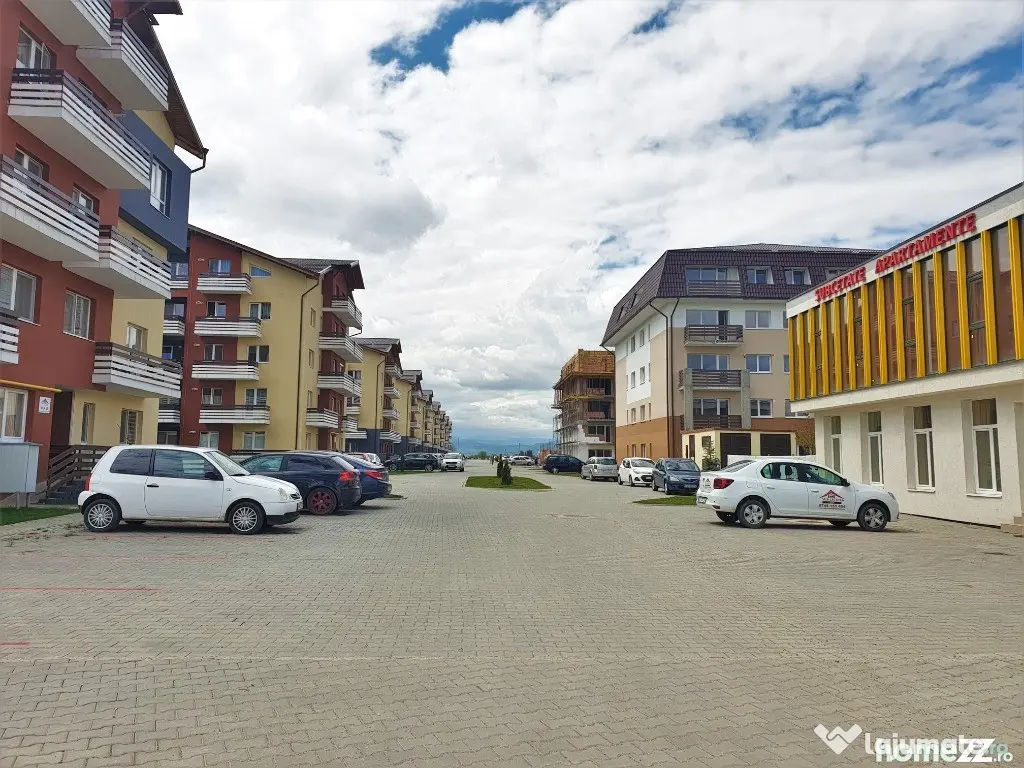 Cel mai mic pret apartament 3 camere, 72 mp utili, etaj 4 