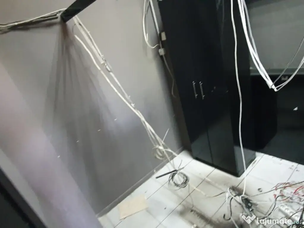 Bariera Bucov zona AFI - sp. com, 23mp la 75000 euro