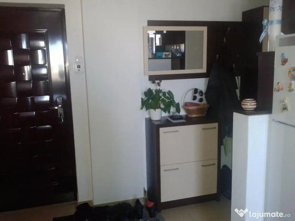 1 camera modern zona Garii