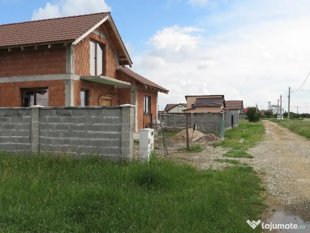 Loc de casa - Mandruloc - Cartier Rezidential 