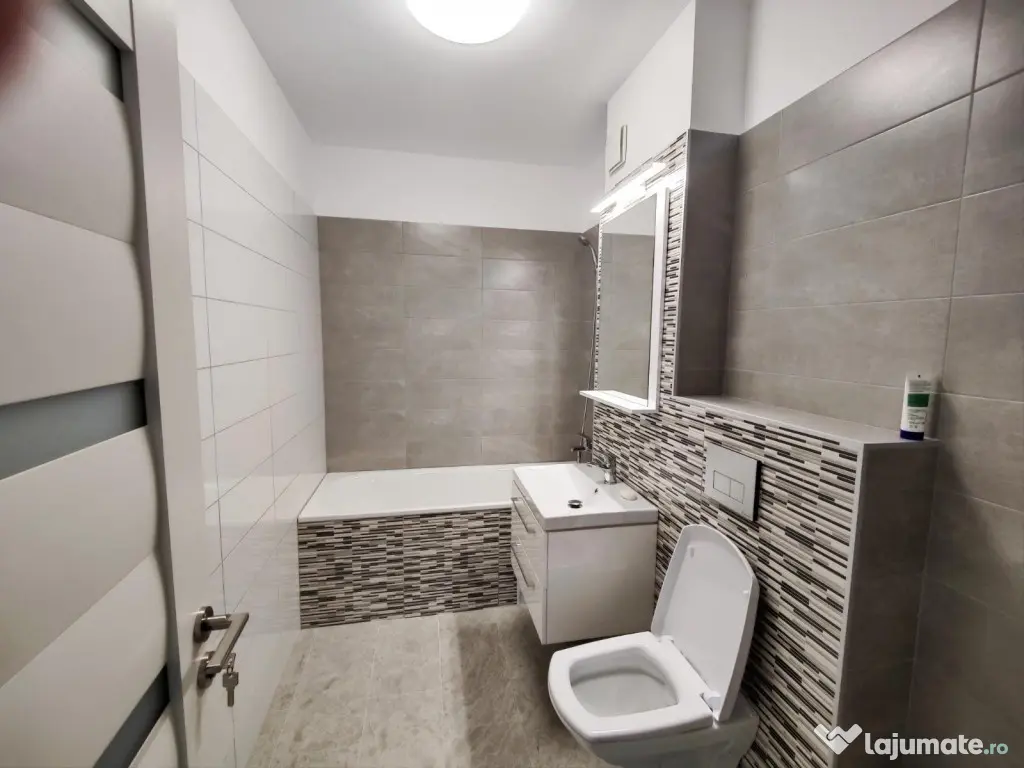 Negru Voda: Apartament 2 Camere, Finisaje Premium, Langa Pad 