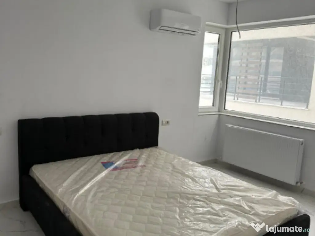 Garsoniera finisata Mamaia Nord, la 30 m de promenada