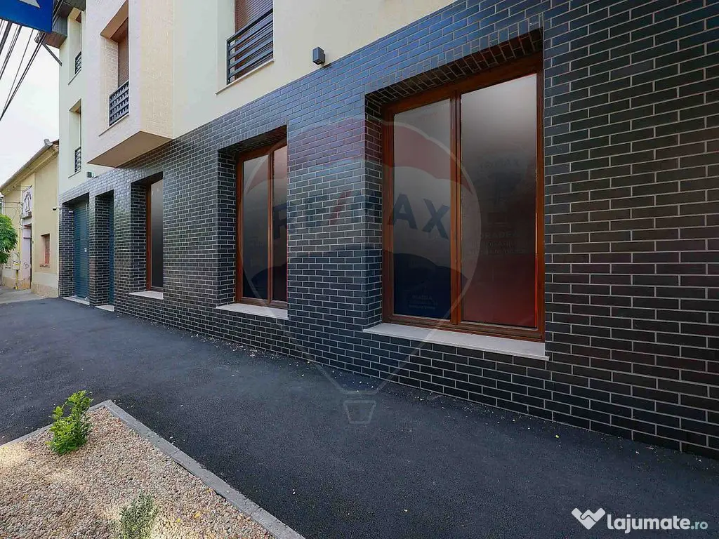 Spațiu comercial de închiriat, zona ultracentrală, Oradea 