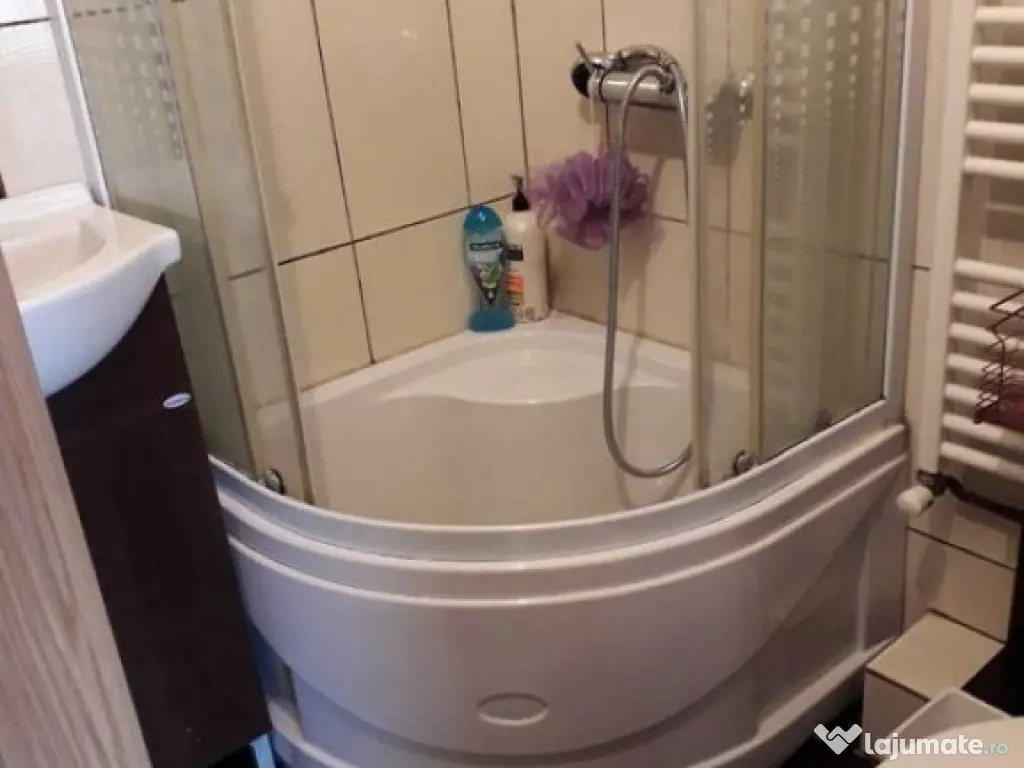 Apartament 28mp la 2 minute de mijloacele de transport 