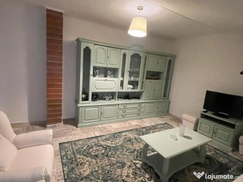 Vila 4 camere P+E zona Gradiste 