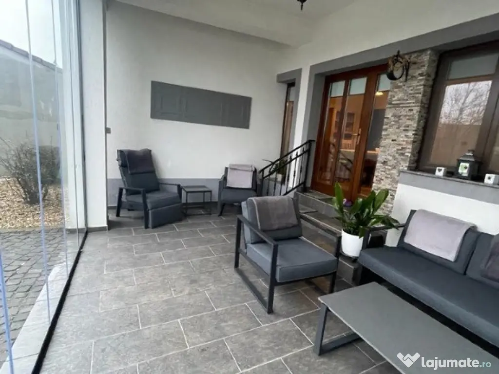 Vila 4 camere P+E zona Gradiste 