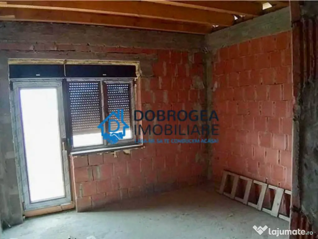 ZONA PECO-CASA P+1, LA ROSU