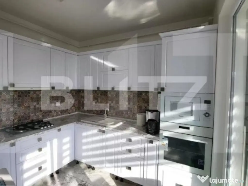 Apartament 3 camere, etaj intermediar, zona BMW 