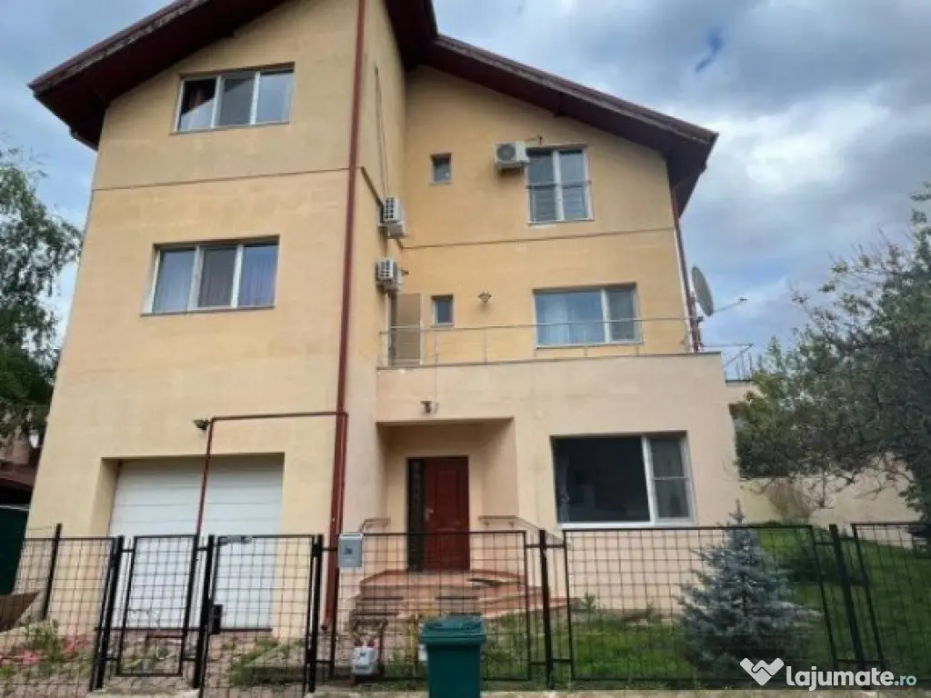 Vila deosebita cu 9 camere, 300mp, zona Jolie Ville- PIPERA