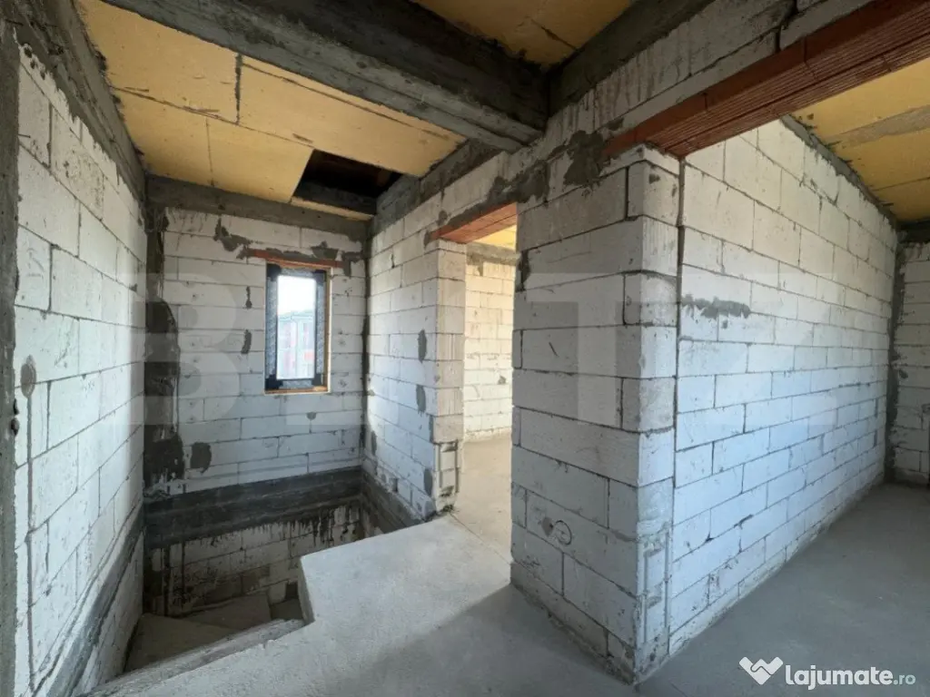 Casă P + E de 111 mp utili, teren 339 mp, Pielești, zona M