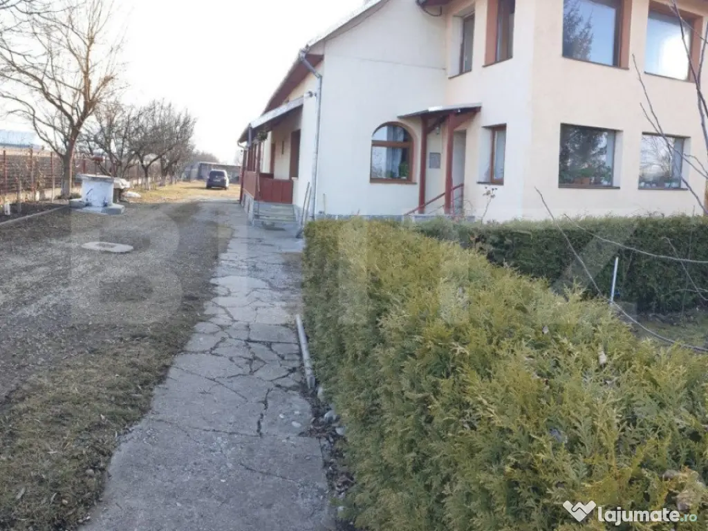 Casa spatioasa pretabila pentru sediu firma, in Brasov