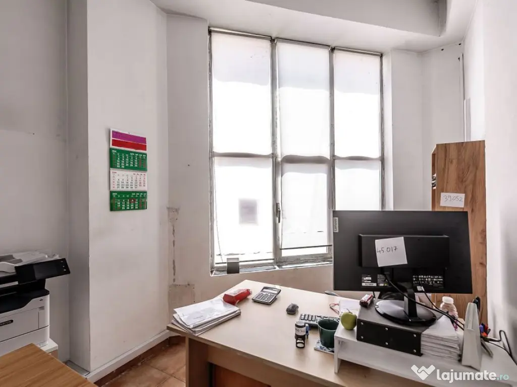 Hala depozit/spatiu productie 596mp+2171mp curte de inchi... 