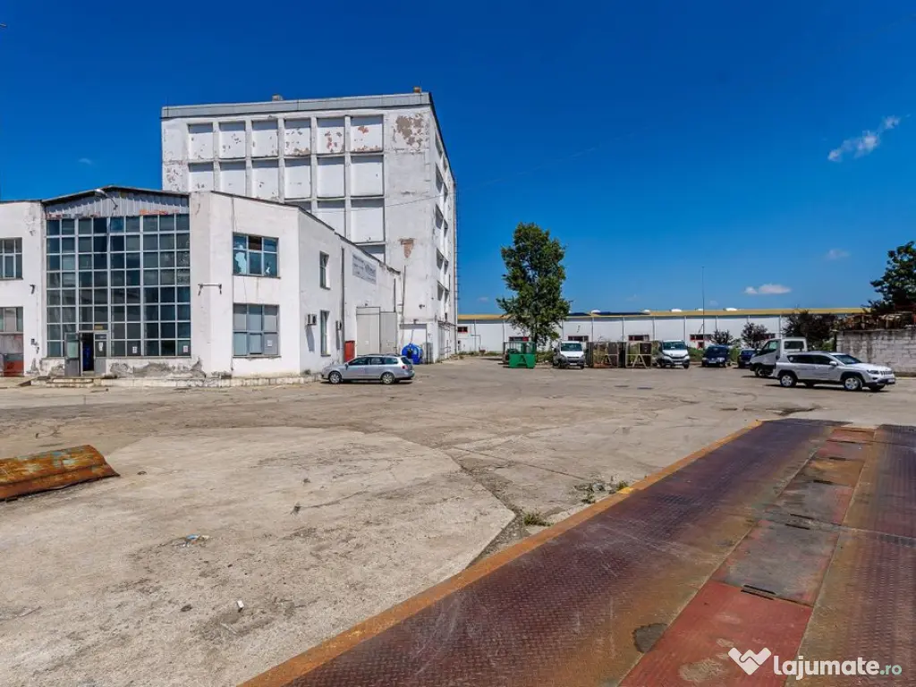 Hala depozit/spatiu productie 596mp+2171mp curte de inchi... 