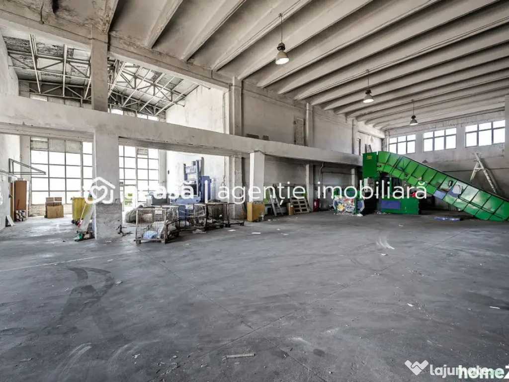Hala depozit/spatiu productie 596mp+2171mp curte de inchi... 