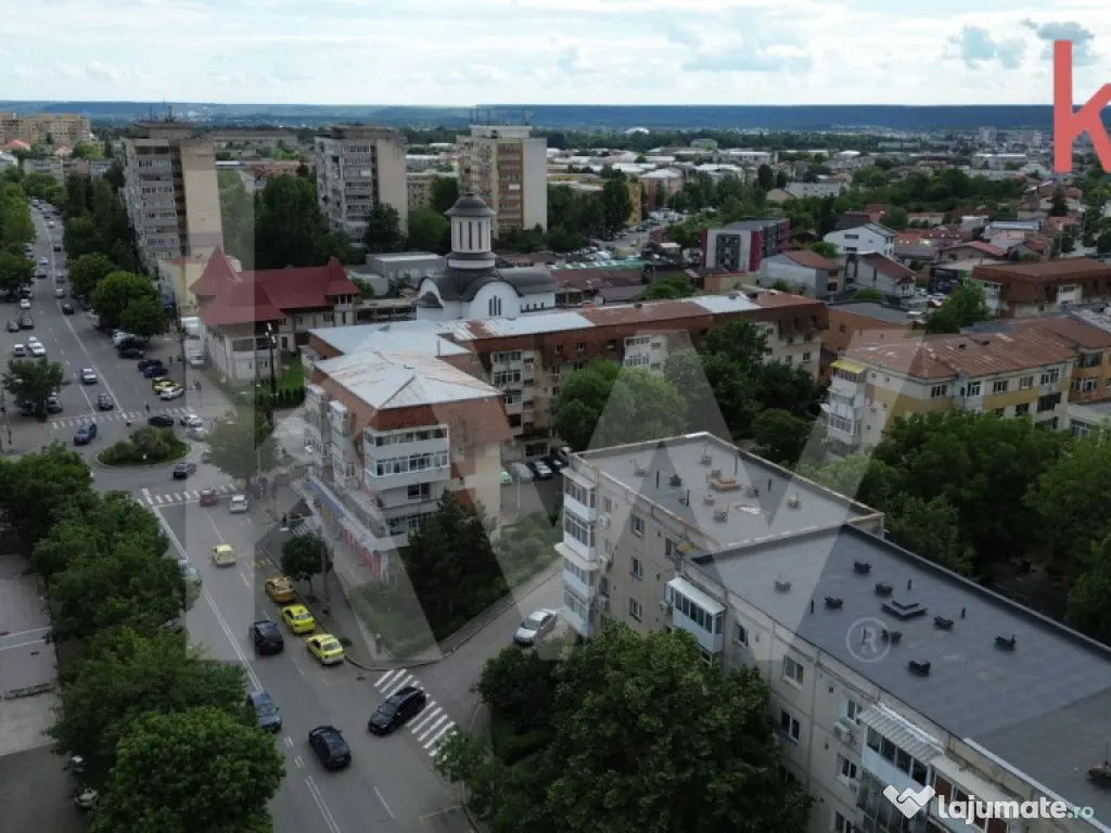 Apartament 4 camere Sarari decomandat, - schimb cu 2 camere 