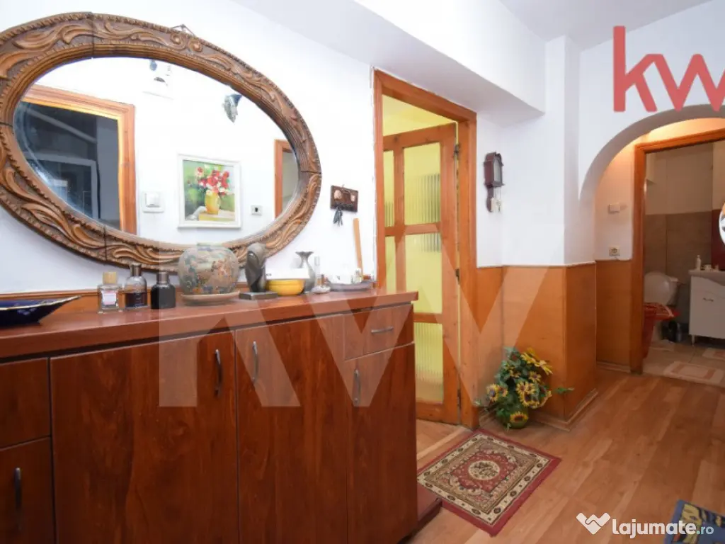 Apartament 4 camere Sarari decomandat, - schimb cu 2 camere 