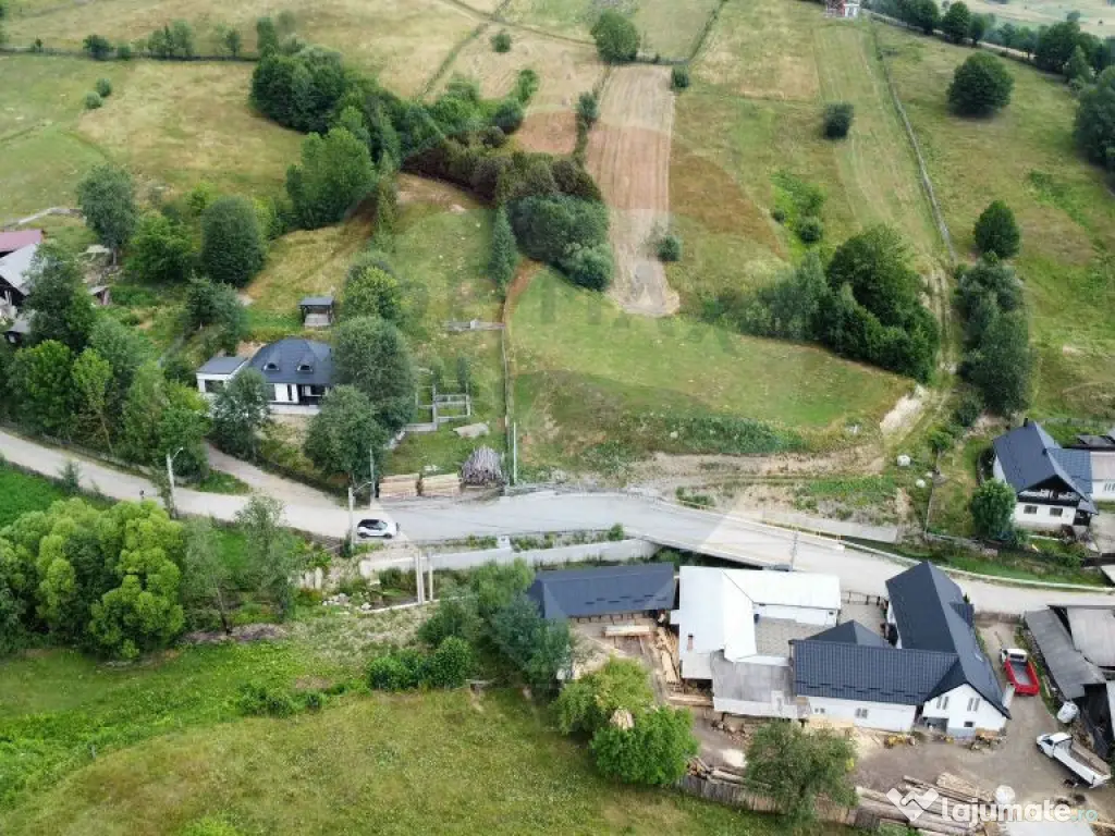 Teren 4397 mp Intravilan Manastirea Humorului / Lunga Buc... 