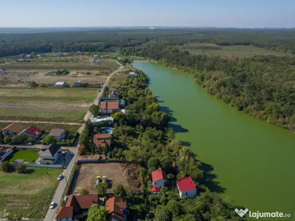 BRANESTI, TEREN 1400 MP, DESCHIDERE 32 MP, VEDERE LA LAC! 