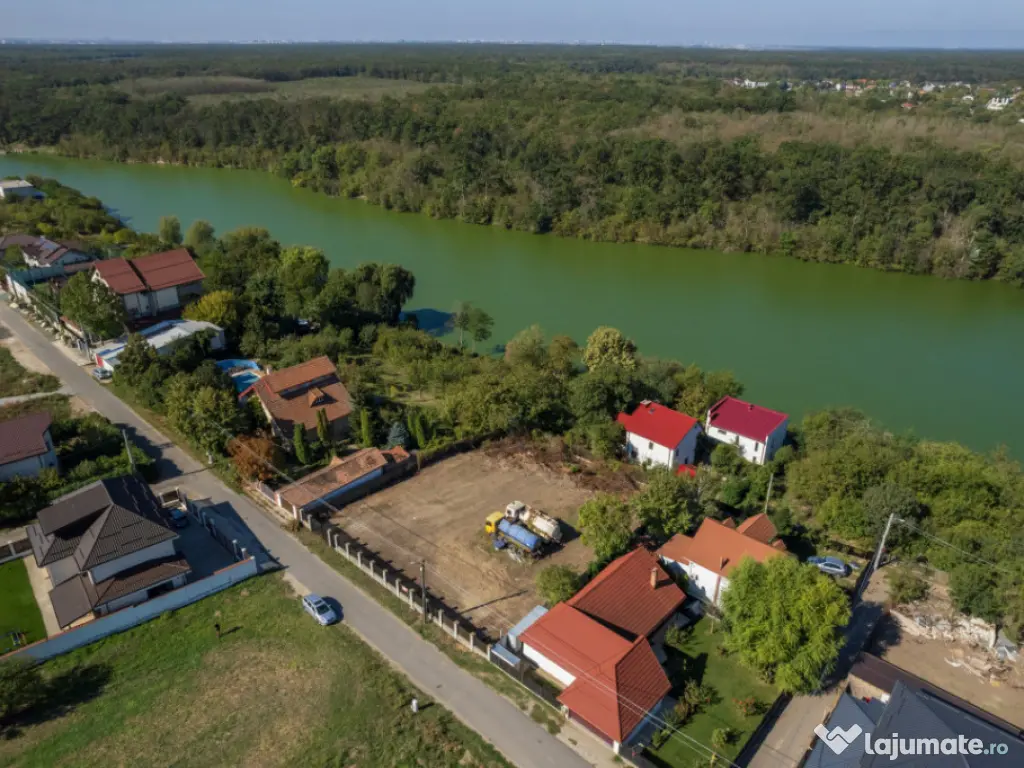 BRANESTI, TEREN 1400 MP, DESCHIDERE 32 MP, VEDERE LA LAC! 